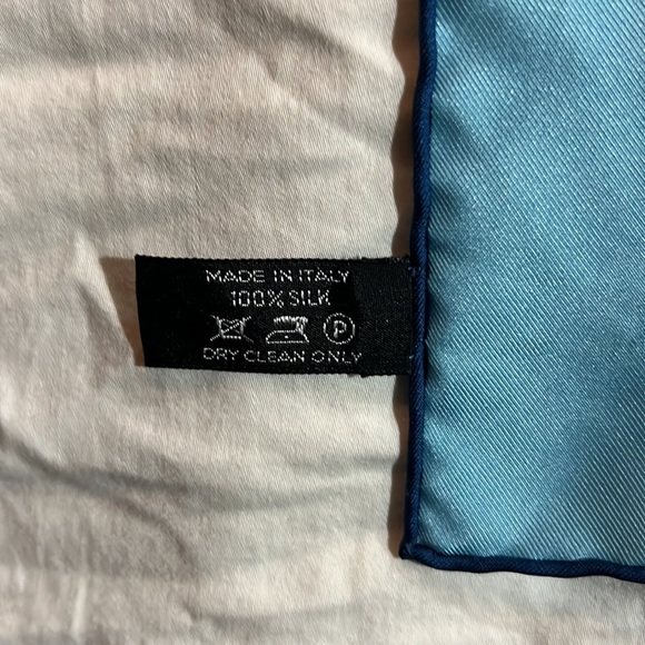 Tom Ford Silk Pocket Square Poche - Picture 3 of 5